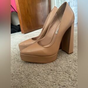 Steve Madden Nude Platform Block Heel Pumps Size 7